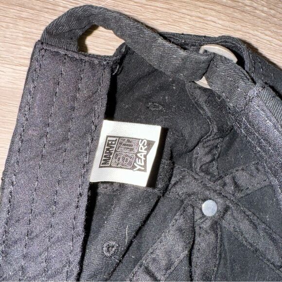 Kid's Marvel Black Baseball Hat - Picture 9 of 9